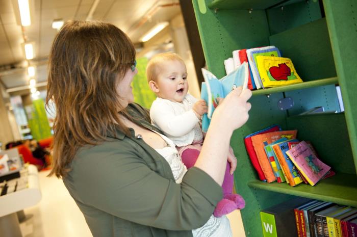 Baby Voorlees- en Speeluurtje